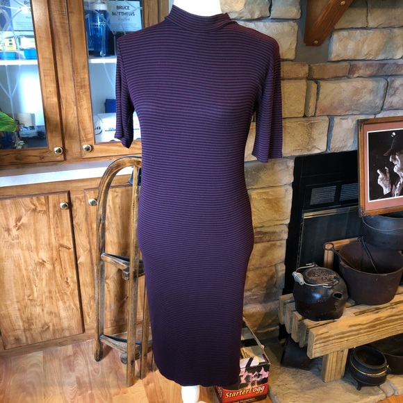 Forever 21 size XLarge shirt sleeve sweater dress
